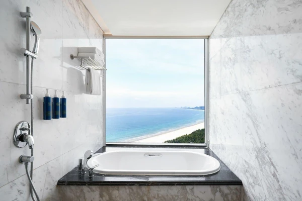 Ảnh chi tiết phòng 1 Bedroom Suite, 1 King, Ocean view, Corner room, High floor 7