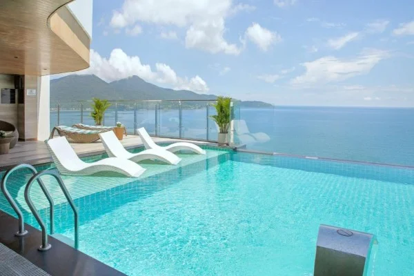 Ảnh Khách sạn Radisson RED Đà Nẵng - 12