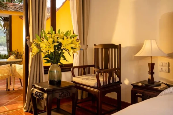 Ảnh chi tiết phòng khu-nghi-duong-emeralda-resort-tam-coc-phong-superior-giuong-doi-vivatrip.webp