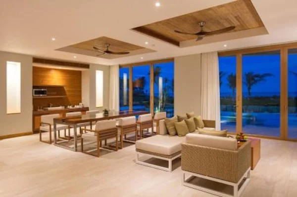 Ảnh chi tiết phòng khu-nghi-duong-flc-luxury-quy-nhon-biet-thu-3-phong-ngu-co-be-boi-rieng-vivatrip-02.webp