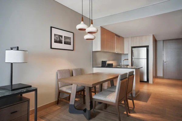 Ảnh chi tiết phòng 2 Bedroom Residence 1 King 1 Queen 8