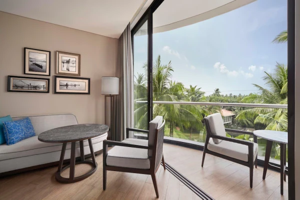 Ảnh chi tiết phòng khu-nghi-duong-intercontinental-phu-quoc-long-beach-phong-co-dien-vivatrip-06.webp