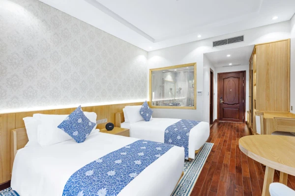 Ảnh chi tiết phòng Chairman Suite 12