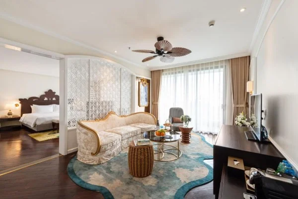 Ảnh chi tiết phòng kk-sapa-hotel-phong-suite-vivatrip-02.webp