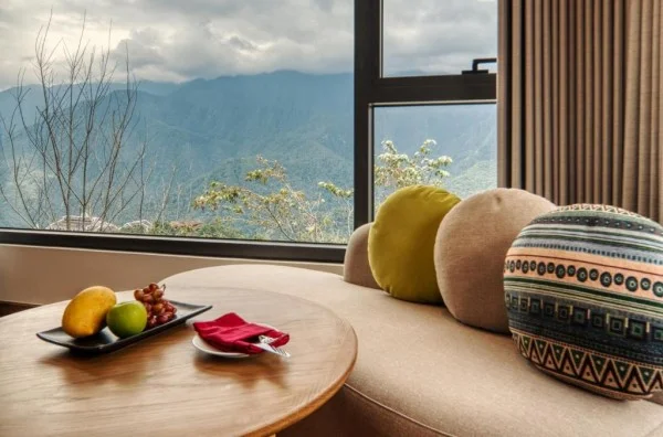 Ảnh chi tiết phòng lady-hill-sapa-resort-phong-suite-vivatrip-03.webp