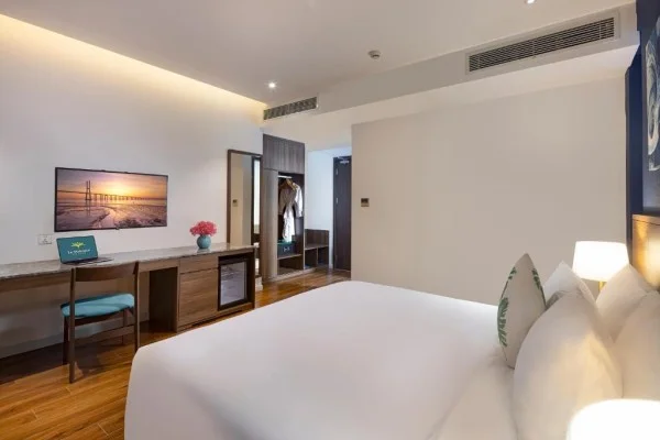 Ảnh chi tiết phòng le-palmier-ho-tram-resort-can-ho-nhin-ra-bien-co-be-jacuzzi-vivatrip-06.webp