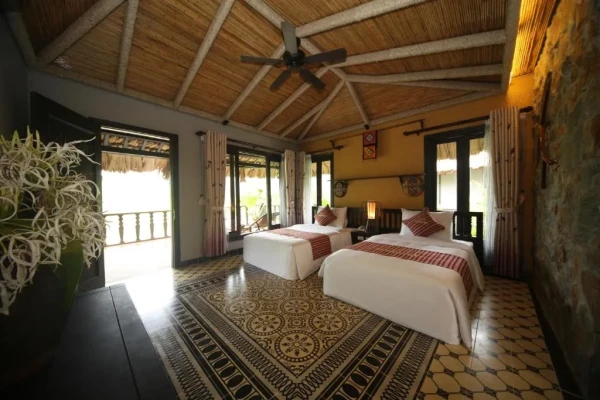 Ảnh chi tiết phòng mai-chau-ecolodge-phong-deluxe-gia-dinh-thong-nhau-vivatrip-02.webp
