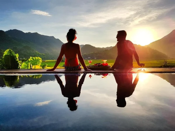 Ảnh chi tiết phòng mai-chau-ecolodge-suite-nhin-ra-thung-lung-vivatrip.webp