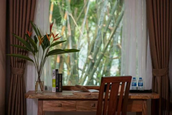 Ảnh chi tiết phòng mai-chau-hideaway-lake-resort-bungalow-vivatrip-04.webp