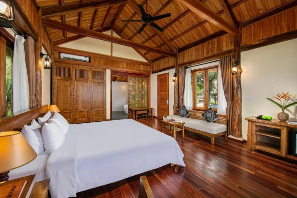 Ảnh chi tiết phòng mai-chau-hideaway-lake-resort-bungalow-vivatrip-05.webp