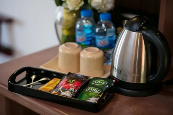 Ảnh chi tiết phòng mai-chau-hideaway-lake-resort-phong-deluxe-giuong-doi-2-giuong-don-vivatrip.webp