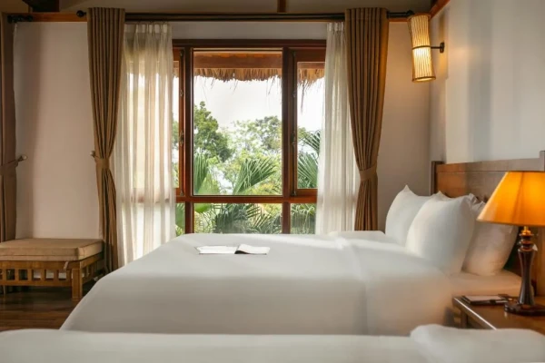 Ảnh chi tiết phòng mai-chau-hideaway-lake-resort-suite-gia-dinh-vivatrip.webp