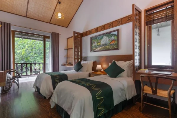 Ảnh chi tiết phòng mai-chau-mountain-view-resort-bungalow-luxury-co-ban-cong-vivatrip-04.webp