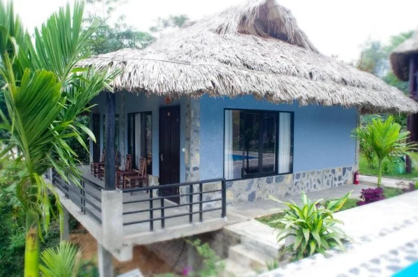 Ảnh chi tiết phòng mai-chau-sky-resort-suite-kieu-bungalow-nhin-ra-nui-vivatrip-02.webp