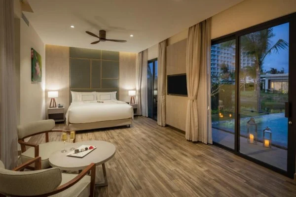 Ảnh chi tiết phòng melia-ho-tram-beach-resort-biet-thu-thelevel-1-phong-ngu-vivatrip-02.webp