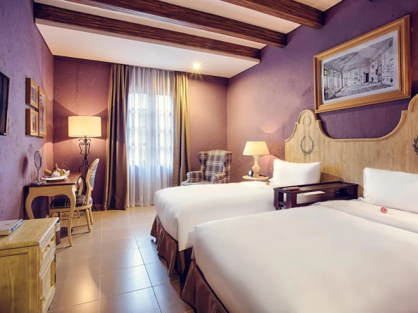 Ảnh chi tiết phòng mercure-danang-french-village-bana-hills-family-suite-vivatrip-03-1.webp