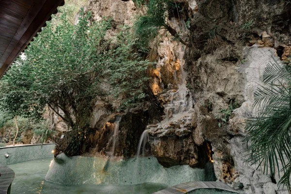 Ảnh chi tiết phòng minawa-kenhga-resort-spa-ninh-binh-family-suite-vivatrip-02.webp