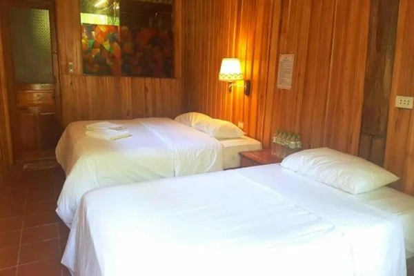 Ảnh chi tiết phòng monkey-island-resort-phong-giuong-doi-nhin-ra-bien-vivatrip-02.webp