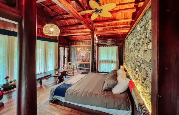 Ảnh chi tiết phòng natalies-villa-resort-moc-chau-villa-garden-vivatrip_05.webp