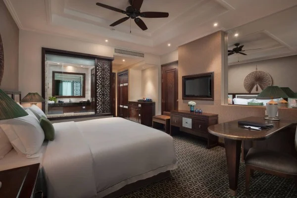 Ảnh chi tiết phòng ninh-binh-hidden-charm-hotel-resort-premier-executive-giuong-doi-2-giuong-don-vivatrip.webp