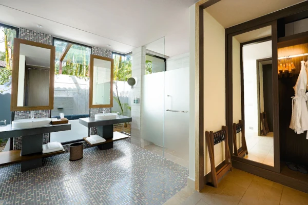 Ảnh chi tiết phòng Deluxe Bungalow bãi biển có hồ bơi (Deluxe Beach Bungalow with Pool) 13