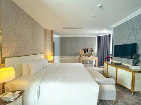 Ảnh chi tiết phòng paddington-hotel-halong-presiden-suite-vivatrip-02.webp