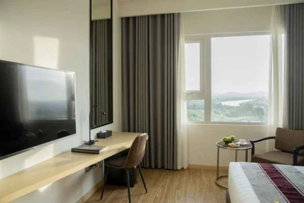 Ảnh chi tiết phòng pearl-river-hotel-bedroom-apartment-superior-one-vivatrip-03.webp