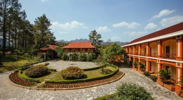 Ảnh chi tiết phòng phoenix-mc-chu-resort-superior-2-giuong-vivatrip.webp