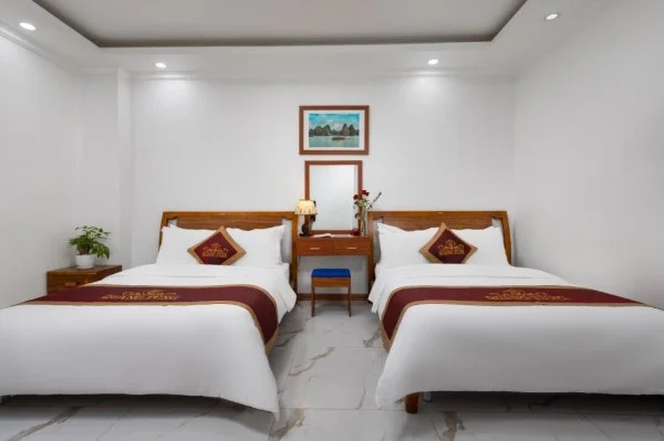 Ảnh chi tiết phòng quang-tung-hotel-phong-giuong-doi-vivatrip-03.webp