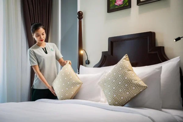 Ảnh chi tiết phòng Phòng Premier Thời Thượng Có Ban Công 8