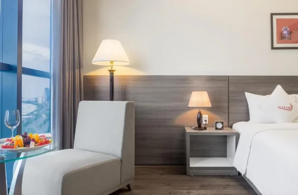 Ảnh chi tiết phòng Phòng Premier 2 Giường Đơn Nhìn Ra Thành Phố, nhìn ra biển 7