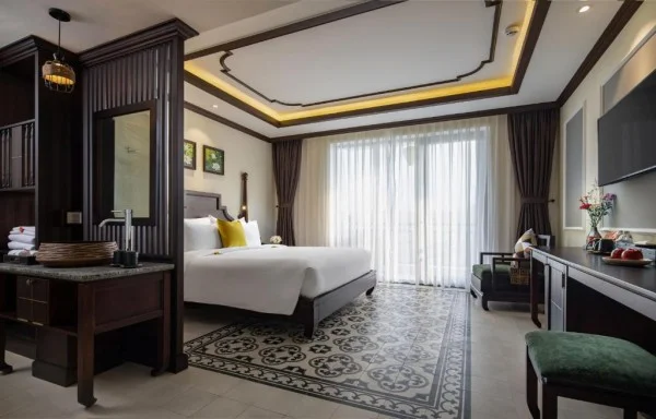 Ảnh chi tiết phòng Phòng Premier Thời Thượng Có Ban Công 12