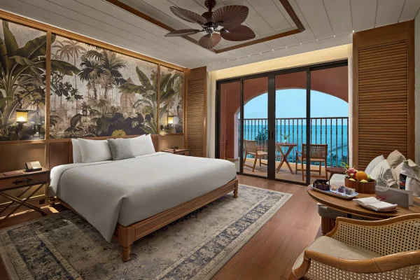 Ảnh chi tiết phòng Deluxe King Room 8