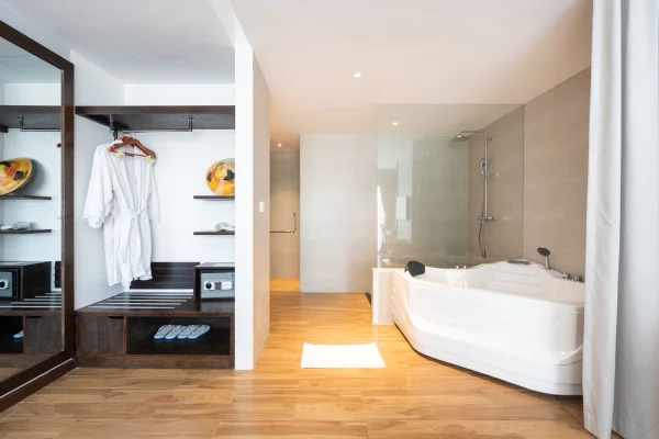 Ảnh chi tiết phòng Suite with Sea View 23