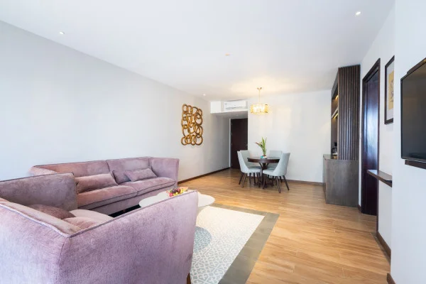 Ảnh chi tiết phòng Suite with Sea View 9