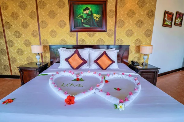 Ảnh chi tiết phòng Deluxe Beachfront Room 7