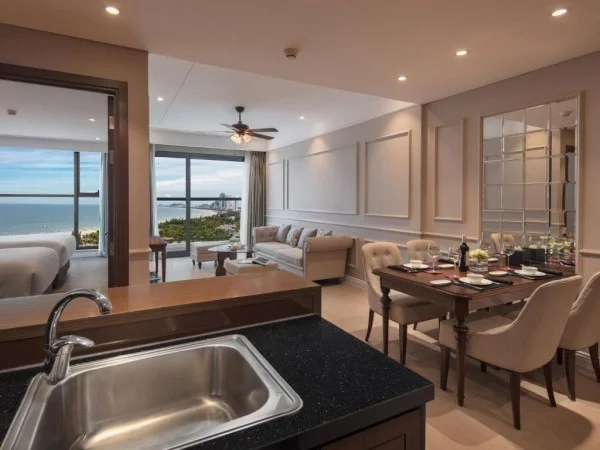 Ảnh chi tiết phòng Suite Zen Có 2 Phòng Ngủ và Ban Công 8