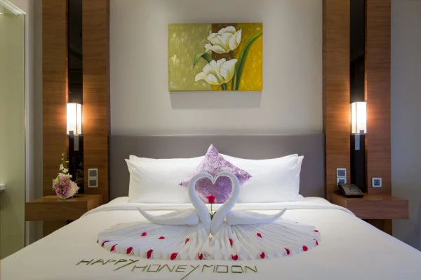 Ảnh chi tiết phòng Classic Double Room - Balcony with Sea View 9