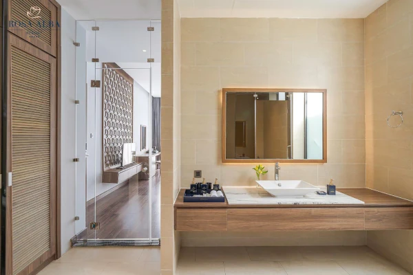 Ảnh chi tiết phòng rosa-alba-resort-villas-tuy-hoa-biet-thu-4-phong-ngu-huong-dai-duong-vivatrip-02.webp