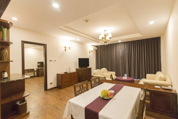 Ảnh chi tiết phòng saigon-hotel-halong-excutive-suite-vivatrip-03.webp