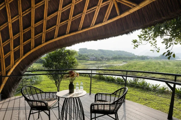 Ảnh chi tiết phòng serena-resort-kim-boi-bungalow-twin-vivatrip.webp