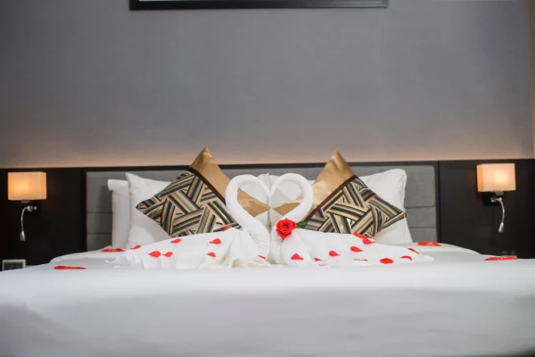 Ảnh chi tiết phòng sk-legend-vung-tau-hotel-phong-cao-cap-giuong-king-vivatrip-08.webp