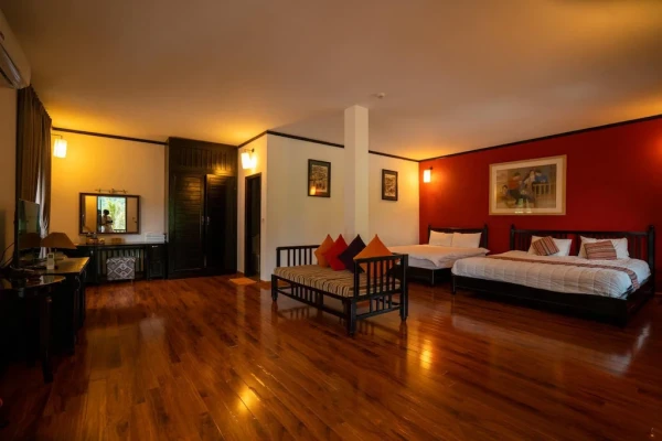 Ảnh chi tiết phòng sol-bungalows-resort-suite-chinh-master-suite-vivatrip-03.webp