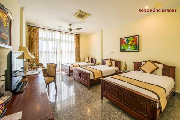 Ảnh chi tiết phòng song-hong-resort-phong-3-giuong-don-vivatrip-02.webp
