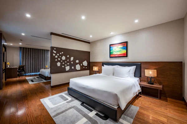 Ảnh chi tiết phòng the-malibu-hotel-family-suite-vivatrip-06.webp
