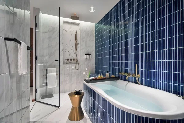 Ảnh chi tiết phòng the-yacht-hotel-by-dc-executive-suite-vivatrip-05-1.webp