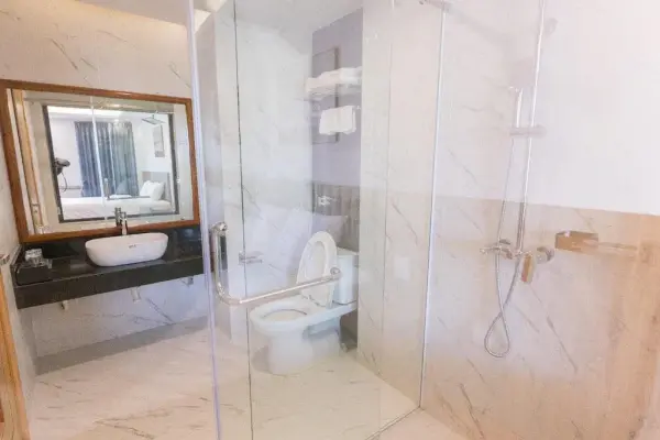 Ảnh chi tiết phòng 1 Queen 10