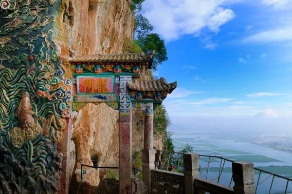 Ảnh Tour Trung Quốc:  Côn Minh - Chu Gia Hoa Viên - cơ hội trải nghiệm trượt tuyết tại Núi Kiệu Tử - Vương quốc tí hon - Kiến Thủy | Chương trình mới - 10