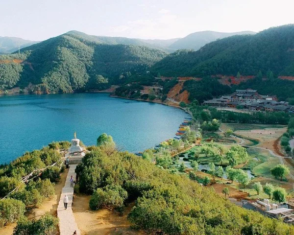 Ảnh TRUNG QUỐC: LỆ GIANG - ĐẠI LÝ - SHANGRILA - NÚI TUYẾT NGỌC LONG - LAM NGUYỆT ĐÀM - HẺM NÚI HỔ KHIÊU HIỆP - TẶNG VÉ CÁP TREO LỚN LÊN ĐỈNH NÚI TUYẾT NGỌC LONG - 11