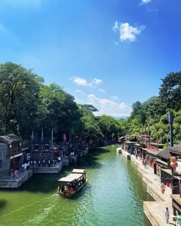 Ảnh Tour Trung Quốc: Bắc Kinh - Di Hòa Viên - Vạn Lý Trường Thành - Chinh phục Cư Dung Quan - Thập Tam Lăng 4 ngày 3 đêm - 7